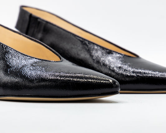 Flat: Eleganza Black Shine