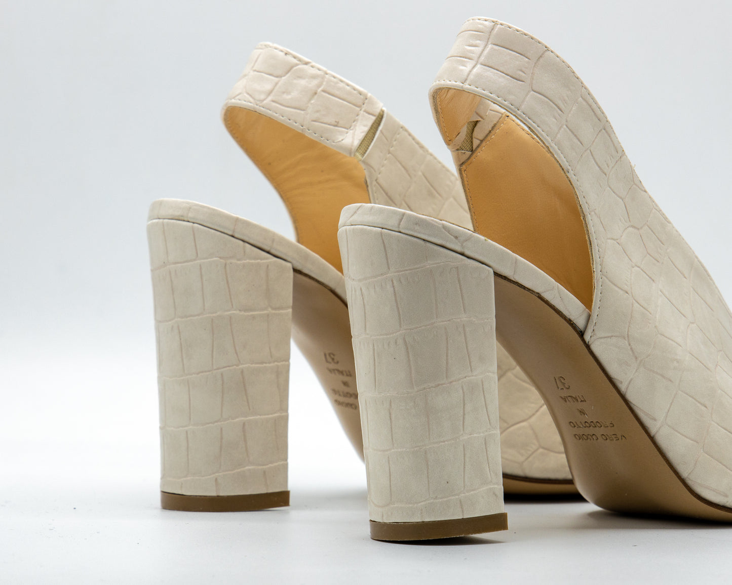Sandalo Peep-Toe : Eleganza Cocco Chic