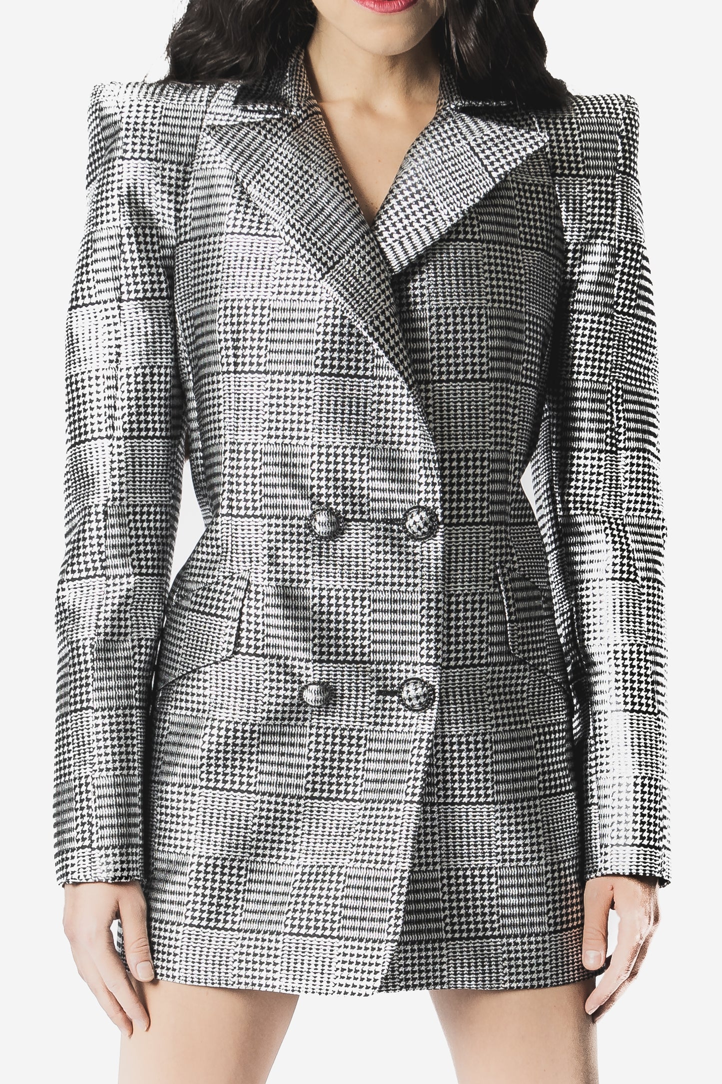 Abito blazer Cosmina Suçiu Pied de Poule Glamour doppiopetto da donna in tessuto metallizzato bianco e nero.