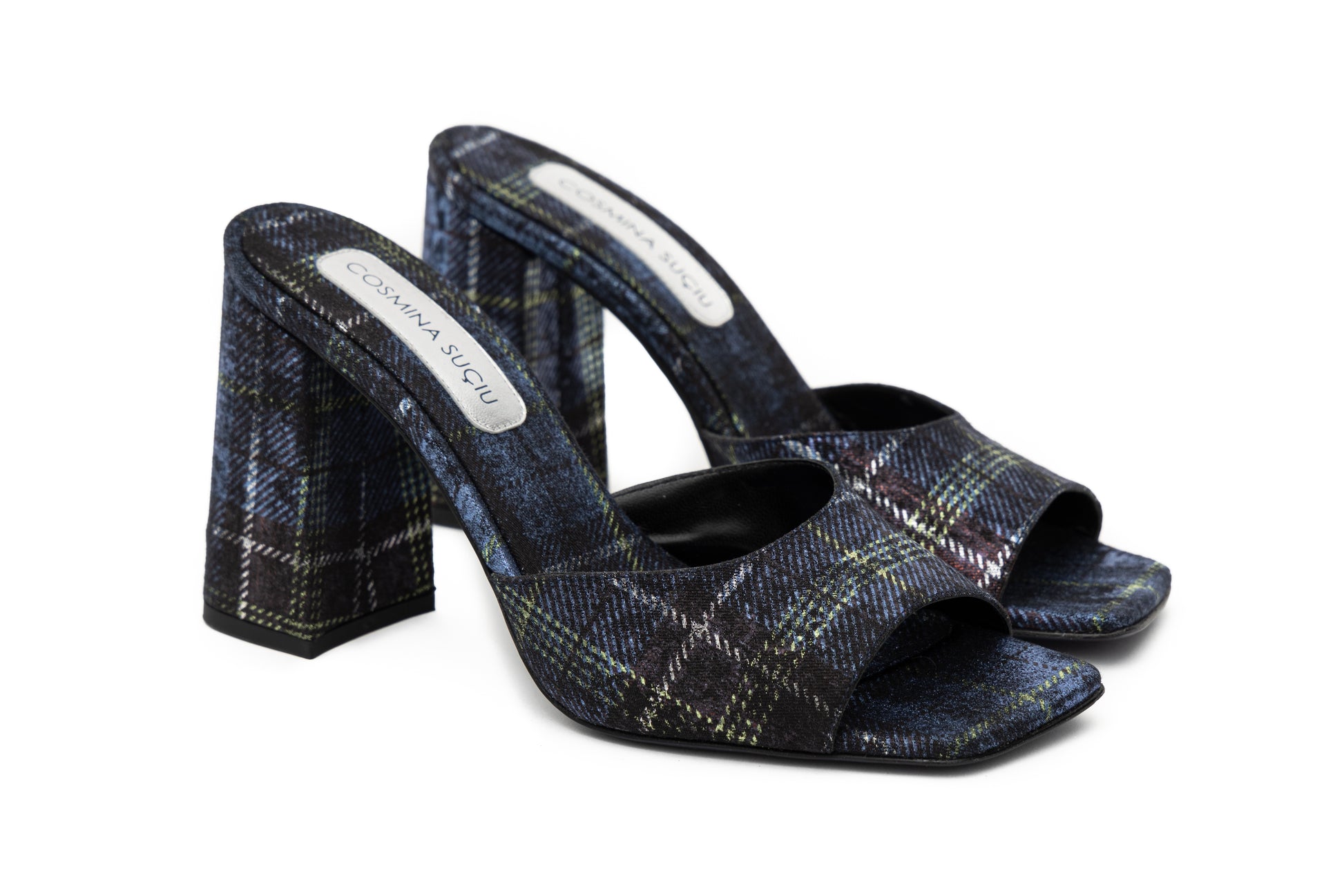 Mules Aura blu in tessuto tartan laminato con punta squadrata e tacco 9 cm.
