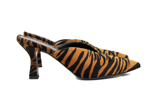 Mules Fly Cosmina Suçiu velluto tigrato nero e giallo con punta affusolata e tacco 5 cm.